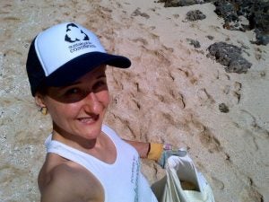 img-20130302-00090 woman in hat and white tanktop