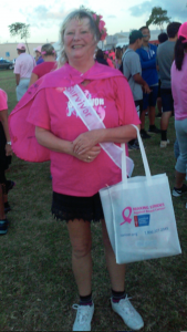 jj Woman in pink shirt